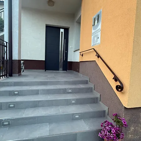 Apartma Zala *